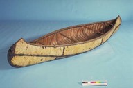 Canot d'écorce Ojibwa «à long nez»