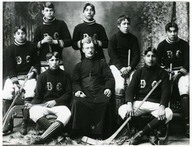 School Hockey Team. Équipe de hockey, école industrielle de Dunbow