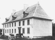 Manoir Mauvide-Genest
In Fournier, Martin, Jean Mauvide : de chirurgien à seigneur de l'île d'Orléans au XVIIIè siècle, Septentrion, 2004