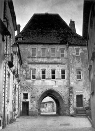 Porte Saint-Denis, à Mortagne