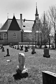Cimetière de l'église de la paroisse de Sainte-Famille