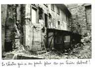 Le théâtre qui n'en peut plus de se tenir debout