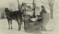 Le docteur Jules Bélanger en carriole sur le chemin Sainte-Foy à Québec
