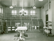 Salle d'accouchement à l'Hôpital de la Miséricorde à Québec