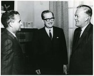 Jean-Jacques Bertrand, Daniel Johnson et Jean Lesage
