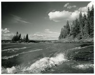 Les rapides Mountain de la rivière des Esclaves
